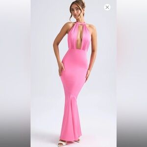 Oh Polly DESIREE
Halterneck Fishtail Gown in Hot Pink size 0, worn once
